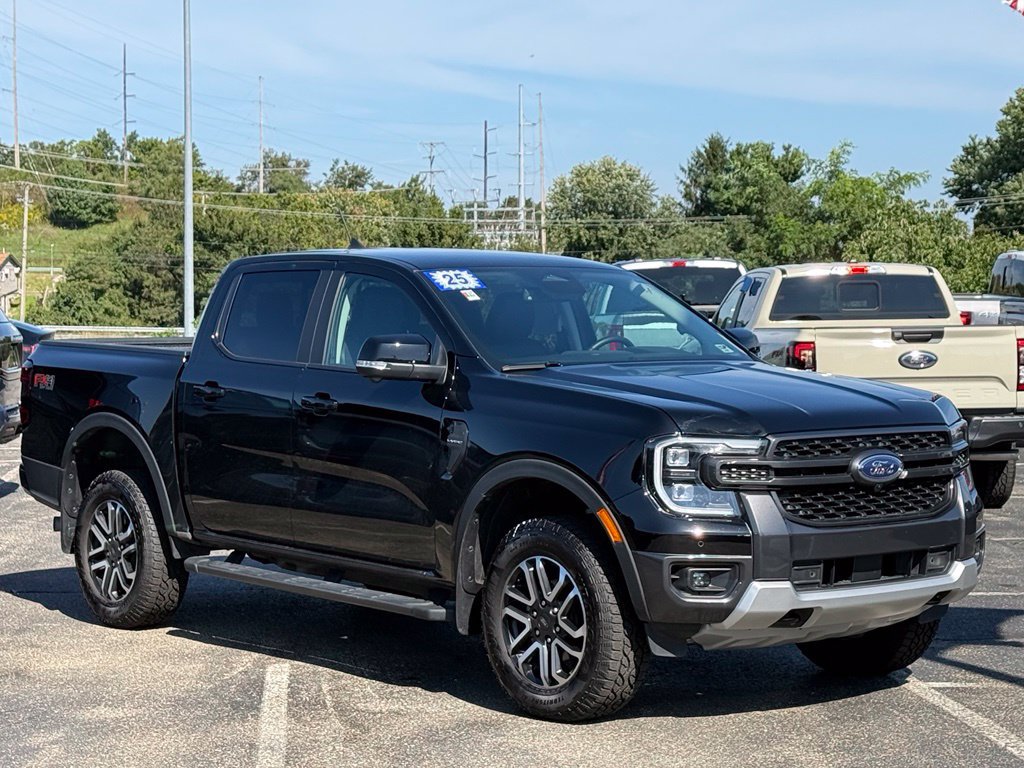 Used 2025 Ford Ranger Lariat w/ FX4 Off-Road Package AWD/4WD image 30