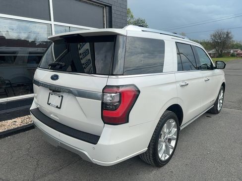 Used 2018 Ford Expedition Platinum AWD/4WD image 7