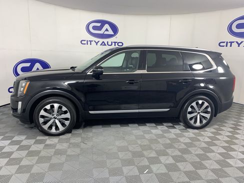Used 2022 Kia Telluride EX w/ EX Premium Package FWD image 6