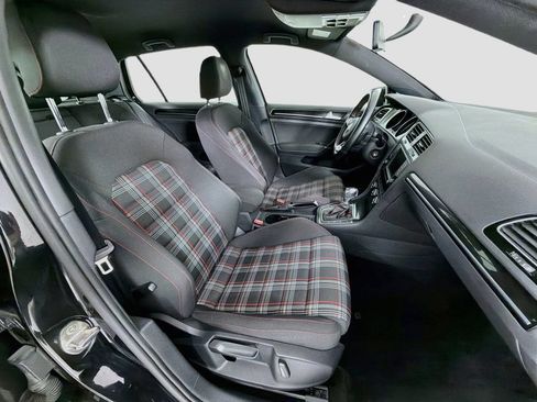 Used 2017 Volkswagen GTI S FWD image 26