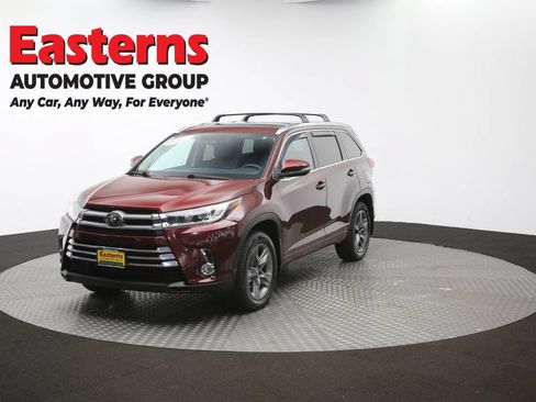 Used 2019 Toyota Highlander Limited Platinum AWD/4WD image 60