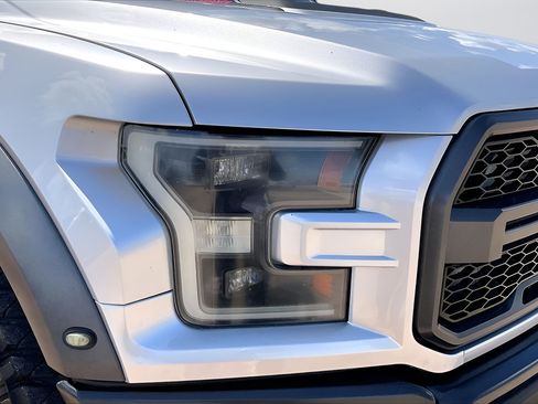 Used 2019 Ford F150 Raptor AWD/4WD image 33