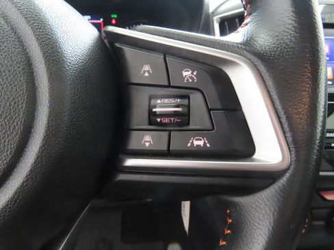 Used 2018 Subaru Crosstrek 2.0i Premium w/ Eyesight System AWD/4WD image 13