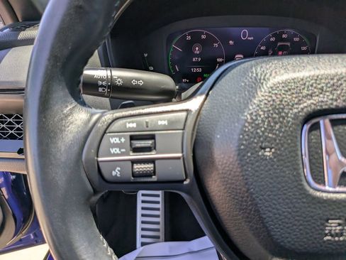 Used 2024 Honda Accord Sport image 29