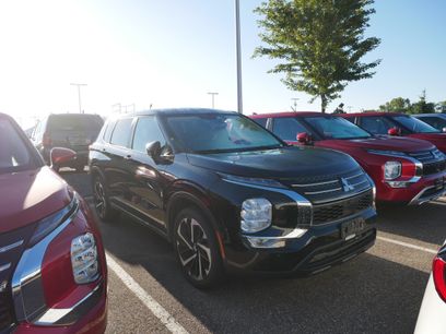 Used 2024 Mitsubishi Outlander SE
