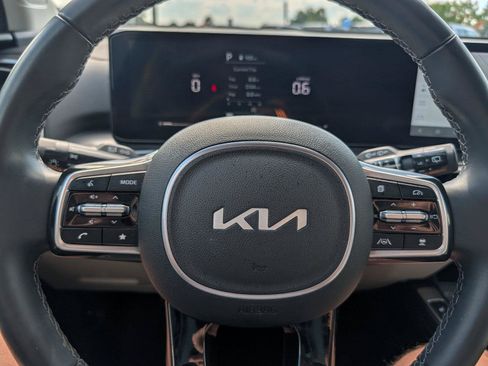Used 2025 Kia Sorento S w/ Panoramic Sunroof Package FWD image 24