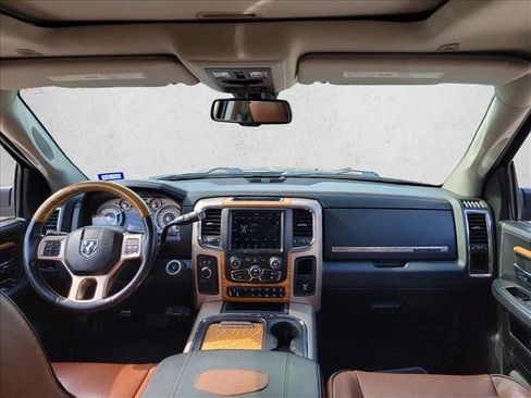 Used 2018 RAM 3500 Laramie Longhorn AWD/4WD image 18