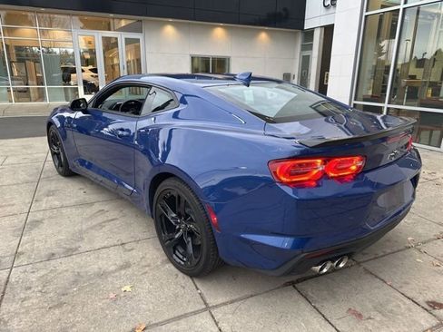 Used 2020 Chevrolet Camaro LT image 5
