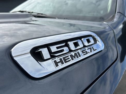 Used 2019 RAM 1500 Laramie w/ Off Road Group image 12