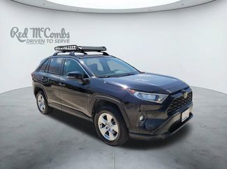 Used 2021 Toyota RAV4 XLE image 1