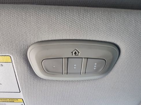 Used 2020 Jeep Cherokee Limited image 33