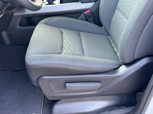 New 2026 RAM 1500 Express AWD/4WD image 18