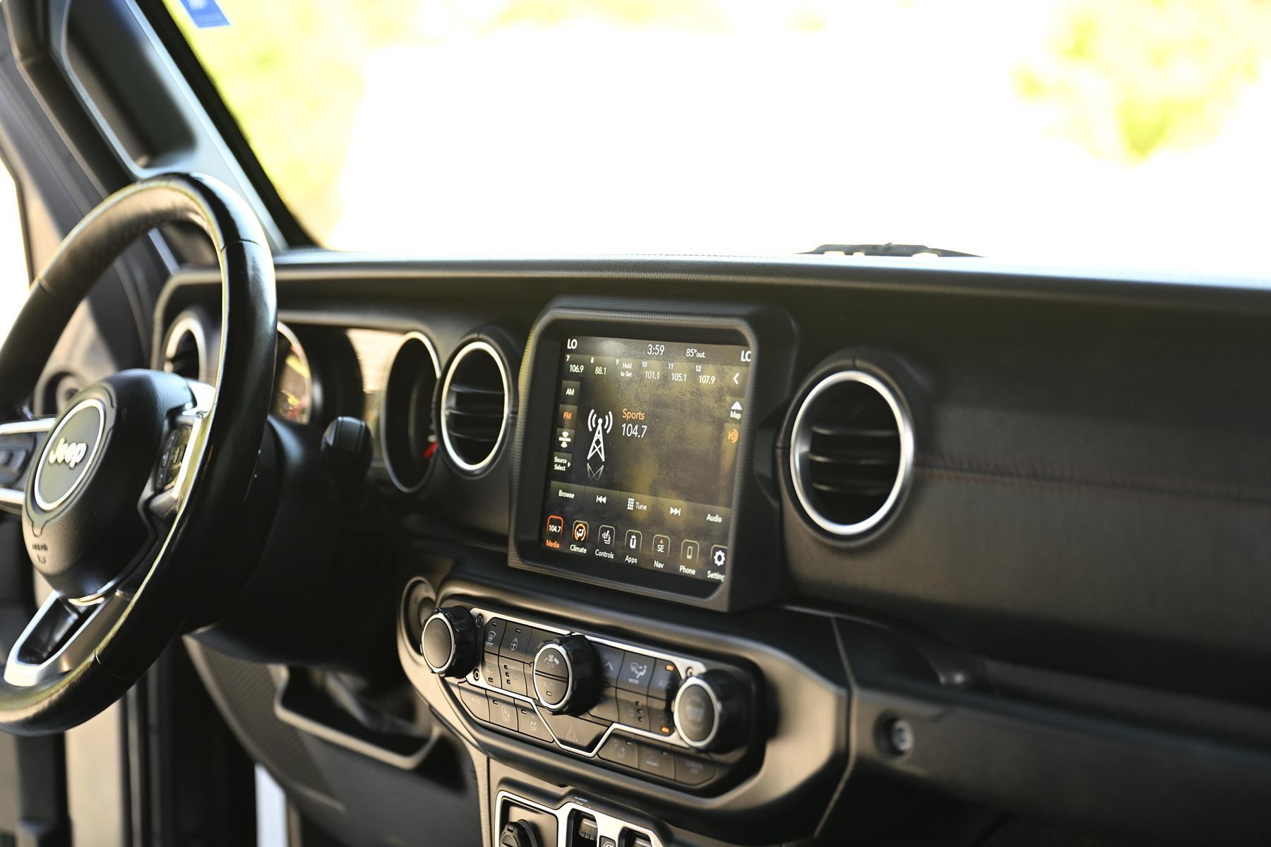 Used 2020 Jeep Gladiator Rubicon AWD/4WD image 24