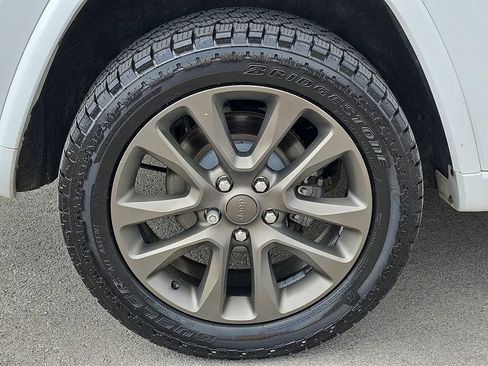 Used 2016 Jeep Grand Cherokee Limited 75th Anniversary image 7