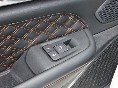 Used 2025 Jeep Grand Cherokee Summit AWD/4WD image 24