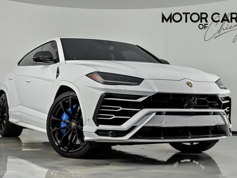 Used 2022 Lamborghini Urus AWD/4WD image 1