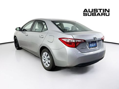 Used 2015 Toyota Corolla LE FWD image 5