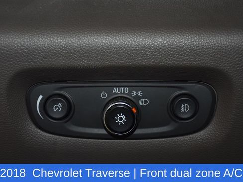 Used 2018 Chevrolet Traverse Premier w/ Driver Confidence II Package FWD image 9