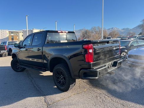 Used 2025 Chevrolet Silverado 1500 ZR2 w/ Technology Package image 10