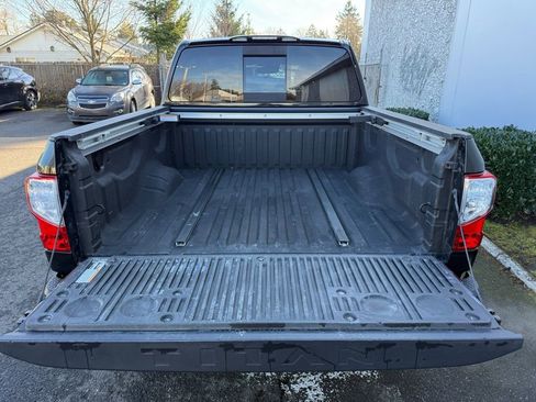 Certified 2021 Nissan Titan SV w/ SV Convenience Package image 8