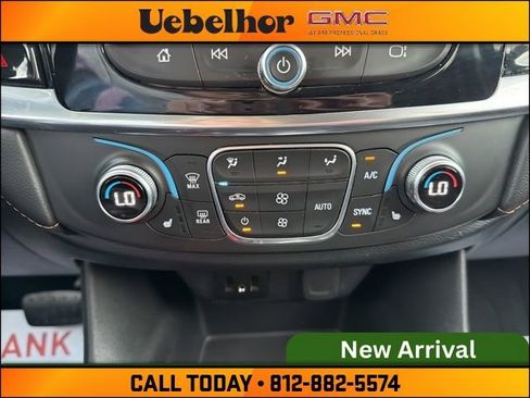 Used 2019 Chevrolet Traverse LT image 28