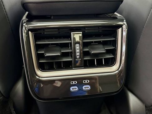 Used 2025 Toyota Crown Platinum image 26