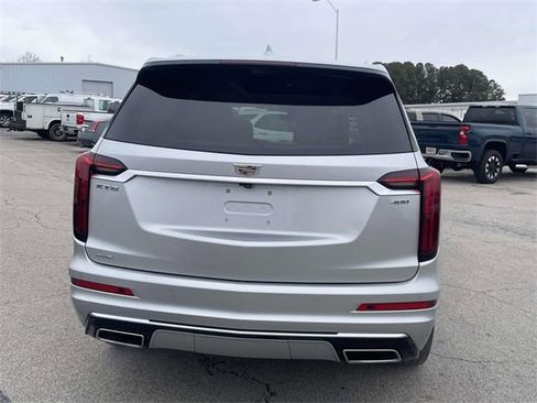 Used 2020 Cadillac XT6 Premium Luxury image 5