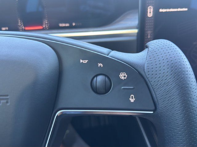 Used 2022 Tesla Model S AWD/4WD image 19
