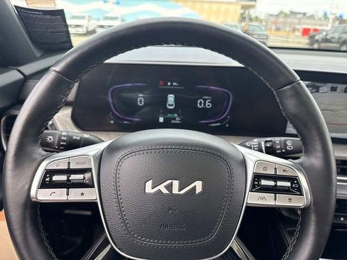 Used 2025 Kia Telluride EX X-Line image 30