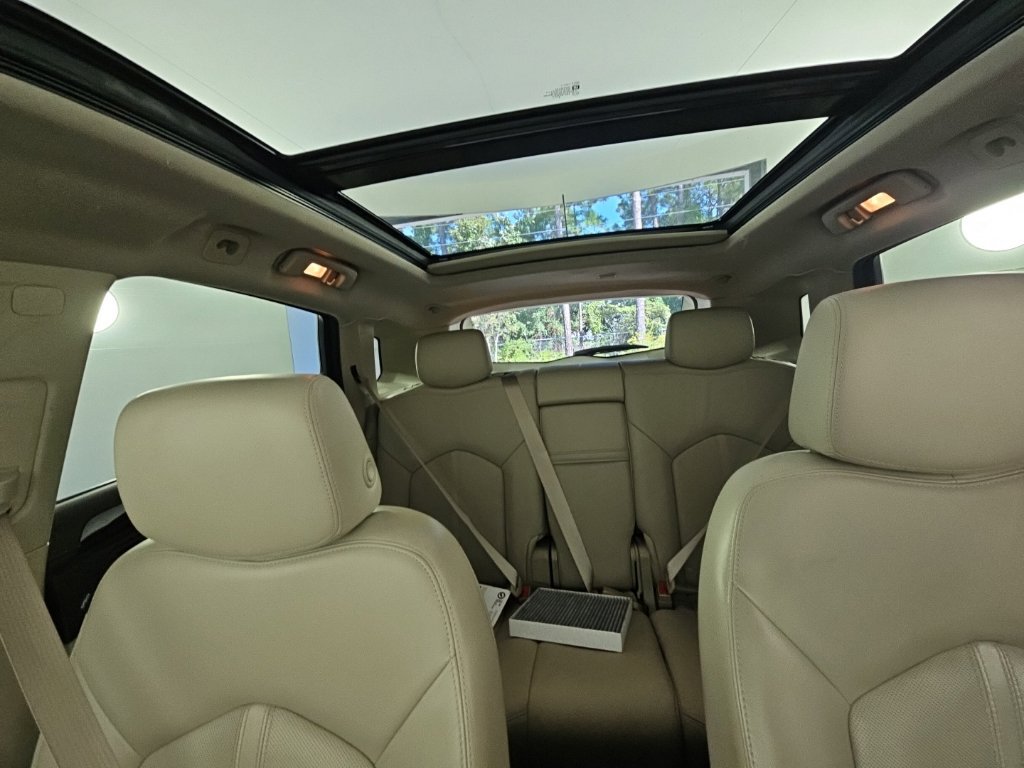 Used 2016 Cadillac SRX Premium w/ Trailering Package FWD image 36