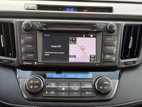 Used 2015 Toyota RAV4 XLE AWD/4WD image 20