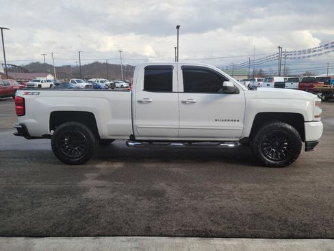 Used 2018 Chevrolet Silverado 1500 LT w/ All Star Edition image 20