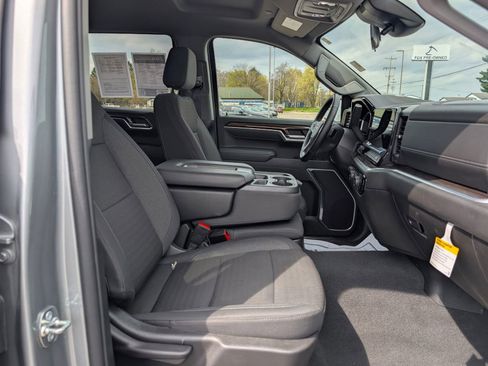 Used 2026 Chevrolet Silverado 1500 RST AWD/4WD image 29
