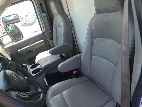 Used 2022 Ford E-350 and Econoline 350 Super Duty w/ Power Windows & Locks Group RWD image 9