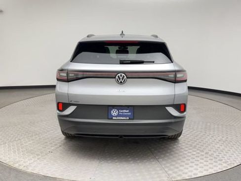Certified 2024 Volkswagen ID.4 Pro S AWD/4WD image 3