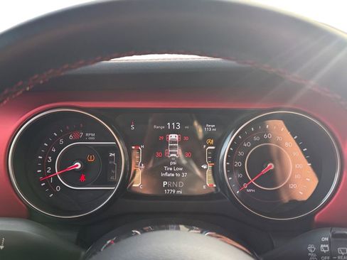 Used 2020 Jeep Wrangler Rubicon w/ LED Lighting Group image 22