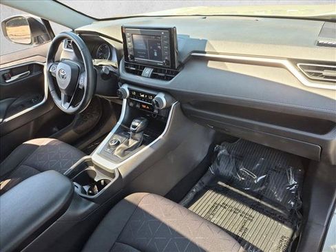Used 2021 Toyota RAV4 XLE w/ Convenience Package AWD/4WD image 23