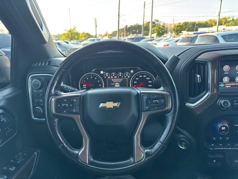 Used 2021 Chevrolet Silverado 1500 High Country w/ Technology Package AWD/4WD image 22
