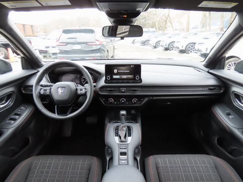 Used 2024 Honda HR-V Sport image 18
