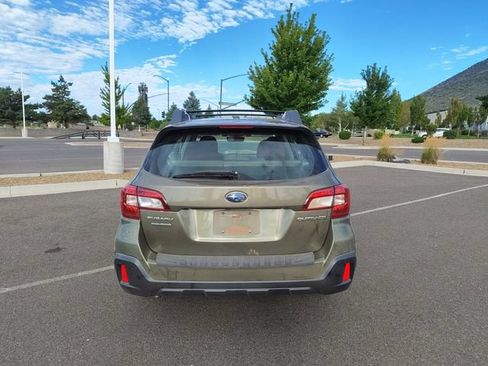 Used 2019 Subaru Outback 2.5i AWD/4WD image 4