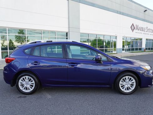Used 2017 Subaru Impreza 2.0i Premium AWD/4WD image 8