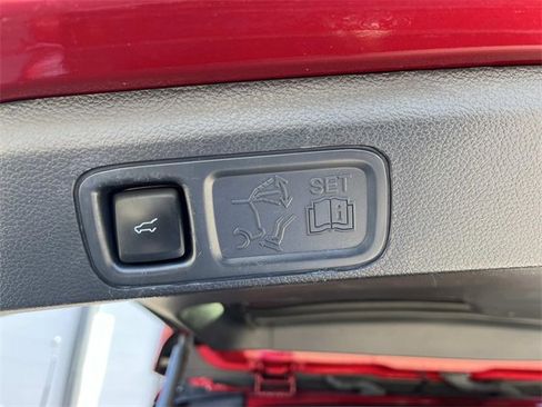 Used 2022 Ford Expedition Max Limited image 13