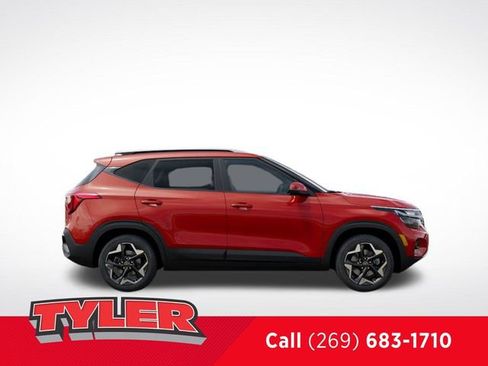 New 2026 Kia Seltos S AWD/4WD image 8