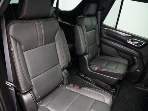 Used 2021 Chevrolet Tahoe RST w/ Luxury Package RWD image 25