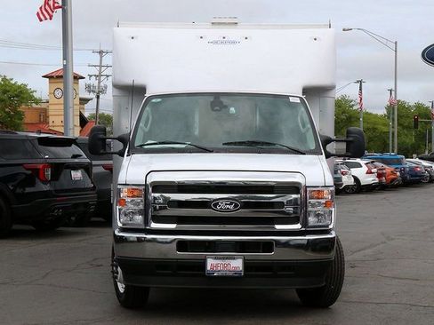 New 2026 Ford E-450 and Econoline 450 Super Duty w/ Power Equipment Group RWD image 5
