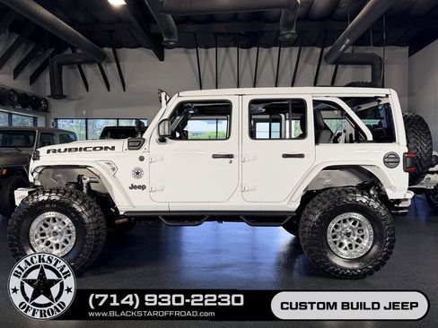 Used 2025 Jeep Wrangler Unlimited Rubicon 4xe w/ Safety Group AWD/4WD image 4