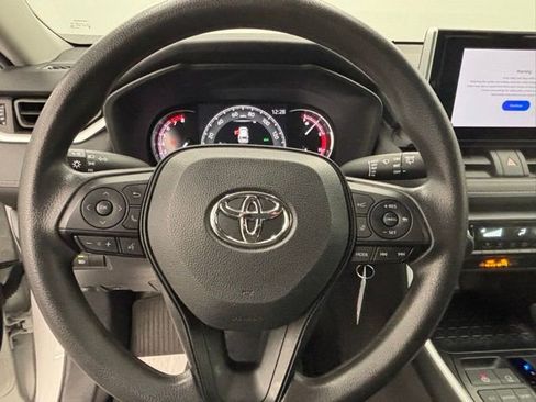 Used 2024 Toyota RAV4 LE image 17