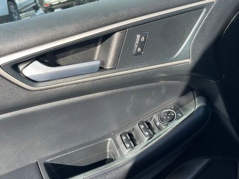 Used 2024 Ford Edge SEL image 22