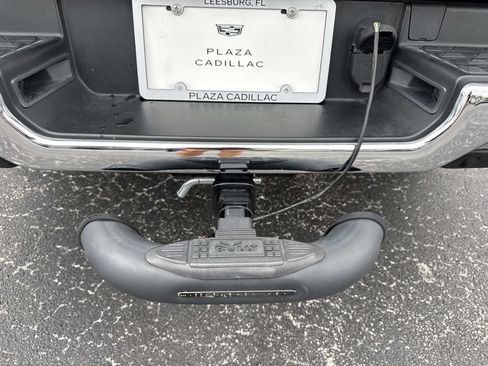 Used 2024 RAM 1500 Laramie RWD image 12