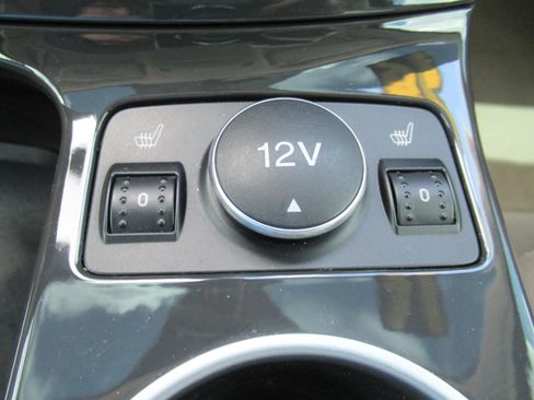 Used 2016 Ford Escape Titanium FWD image 25